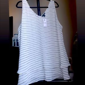 Gorgeous Double V-Neck sleeveless top